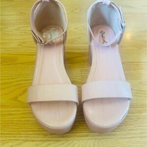 Pink Ankle Strap Plantform Shoes sz 6